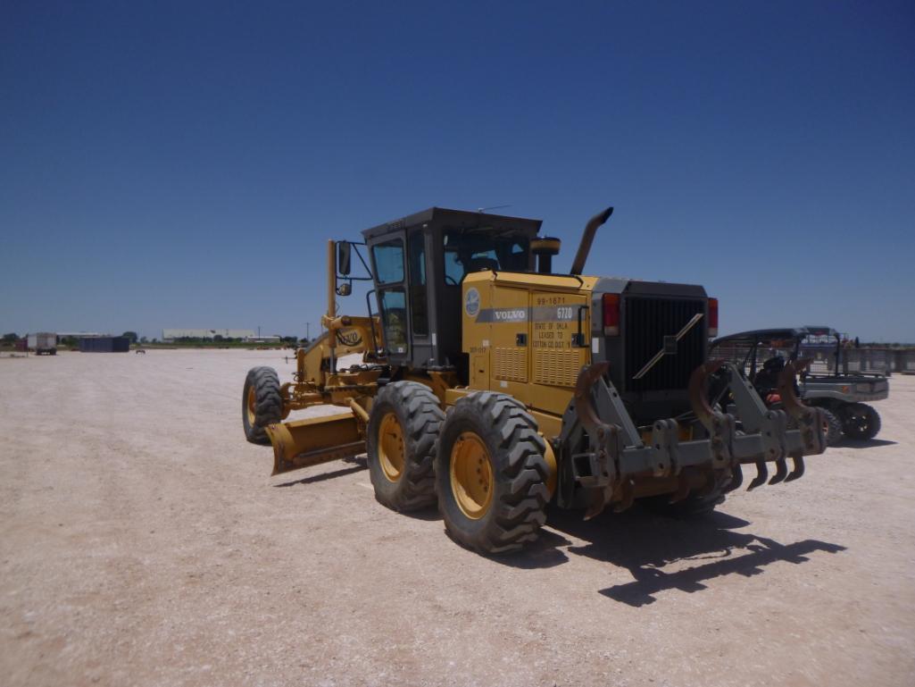 2002 Volvo G720 Motor Grader