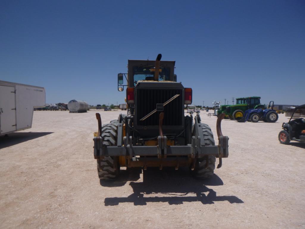 2002 Volvo G720 Motor Grader