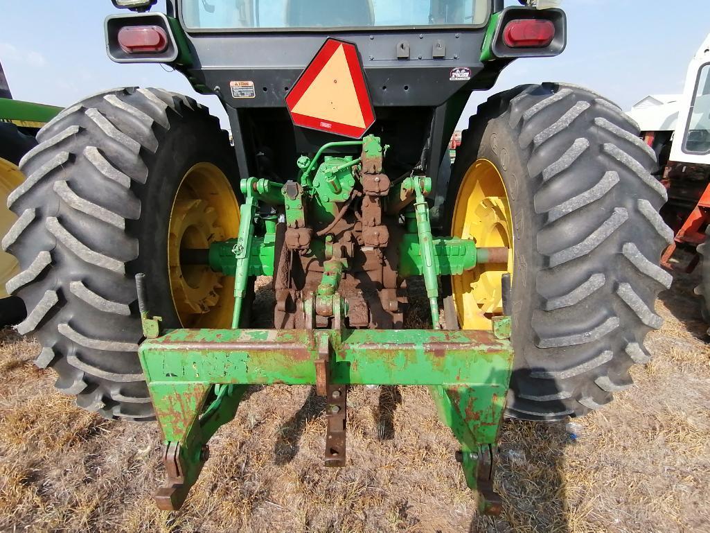 1992 John Deere 4560 Tractor