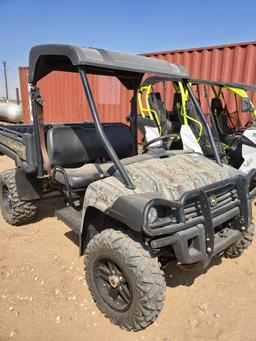 2017 John Deere Gator 825i 4x4 Gas