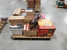 Pallet of Miscellaneous BBQ Grill Items