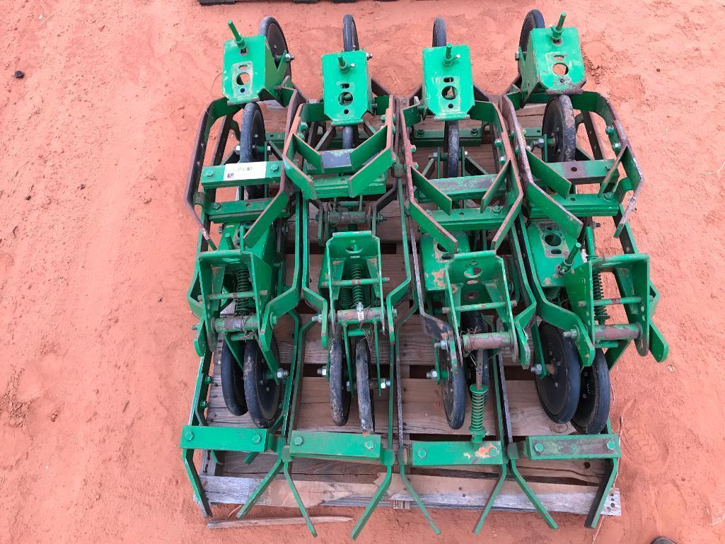 8 Planter Closing Wheels