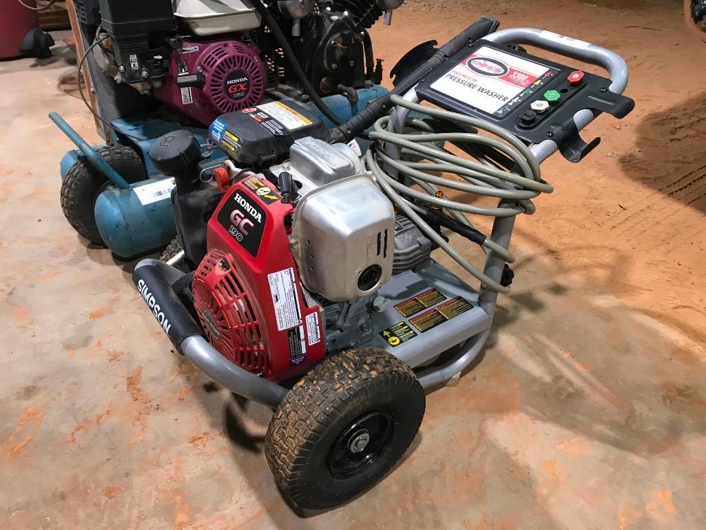 Simpson Pressure Washer with Honda Gas Motor