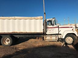 1985 Mack Superliner Grain Truck