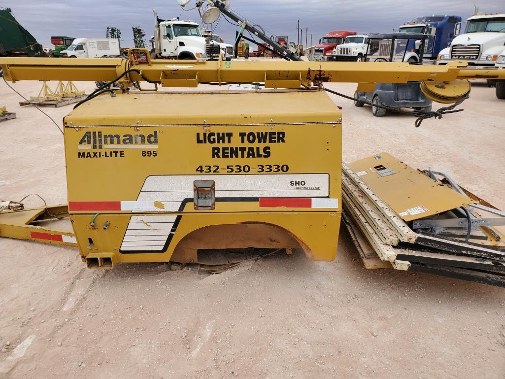 Allmand Light Tower Shell ( No Motor No Gen )