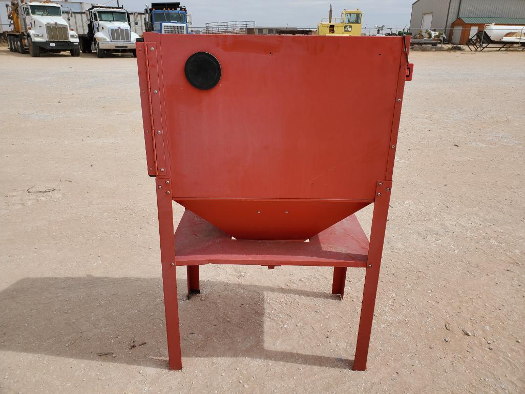 40 Lb. Capacity Floor Blast Cabinet