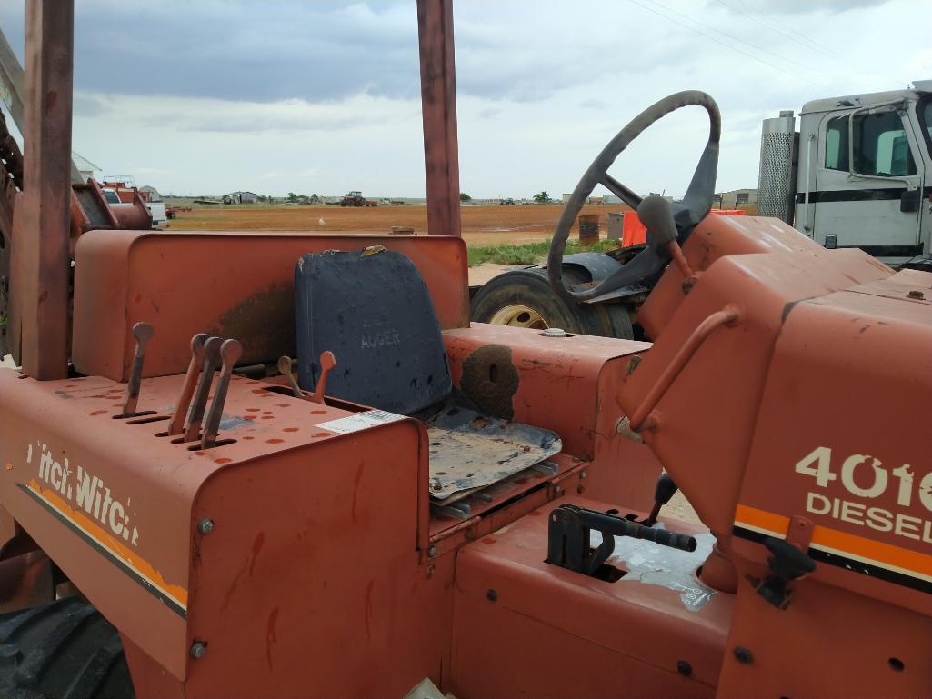 Ditch Witch 4010 Trencher (Does Not Run )