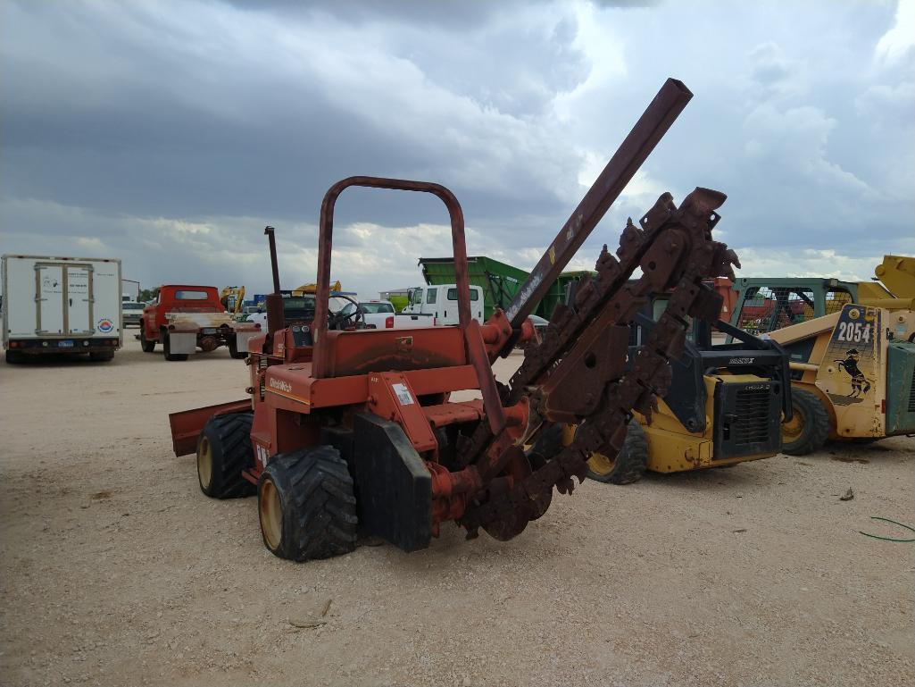 Ditch Witch 4010 Trencher (Does Not Run )