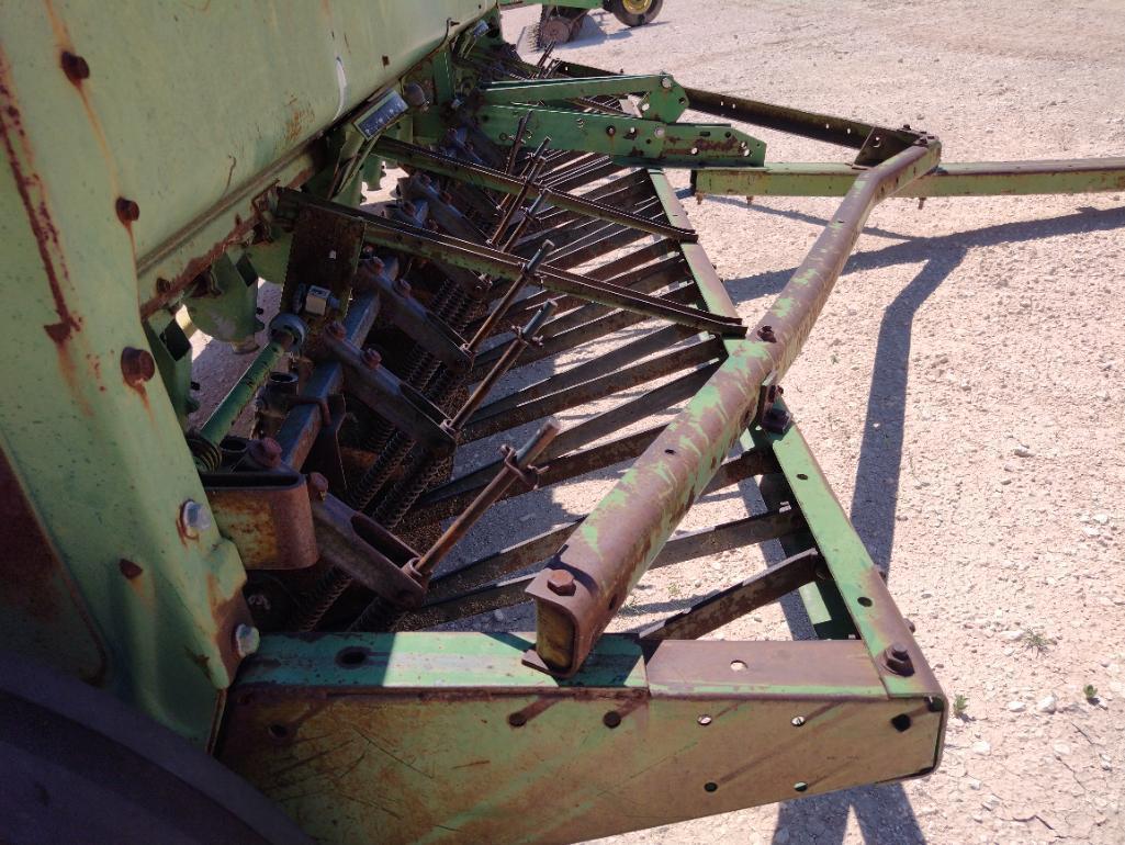 John Deere 8000 14 Ft Seed Drill