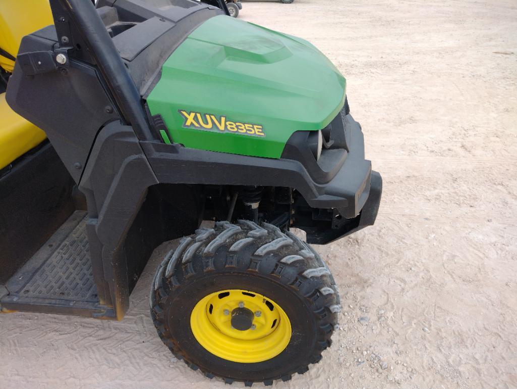 2020 John Deere XUV835E Gator