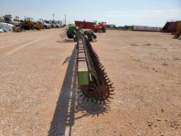 28FT John Deere 400 Rotary Hoe