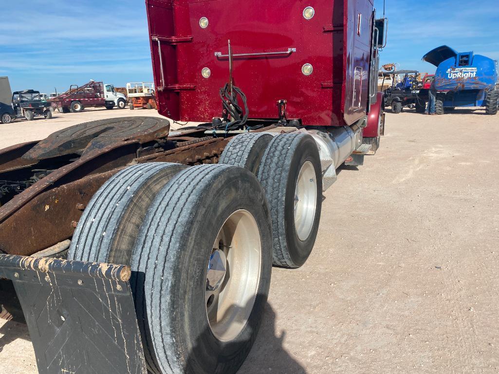 2000 Peterbilt 379 Truck Tractor