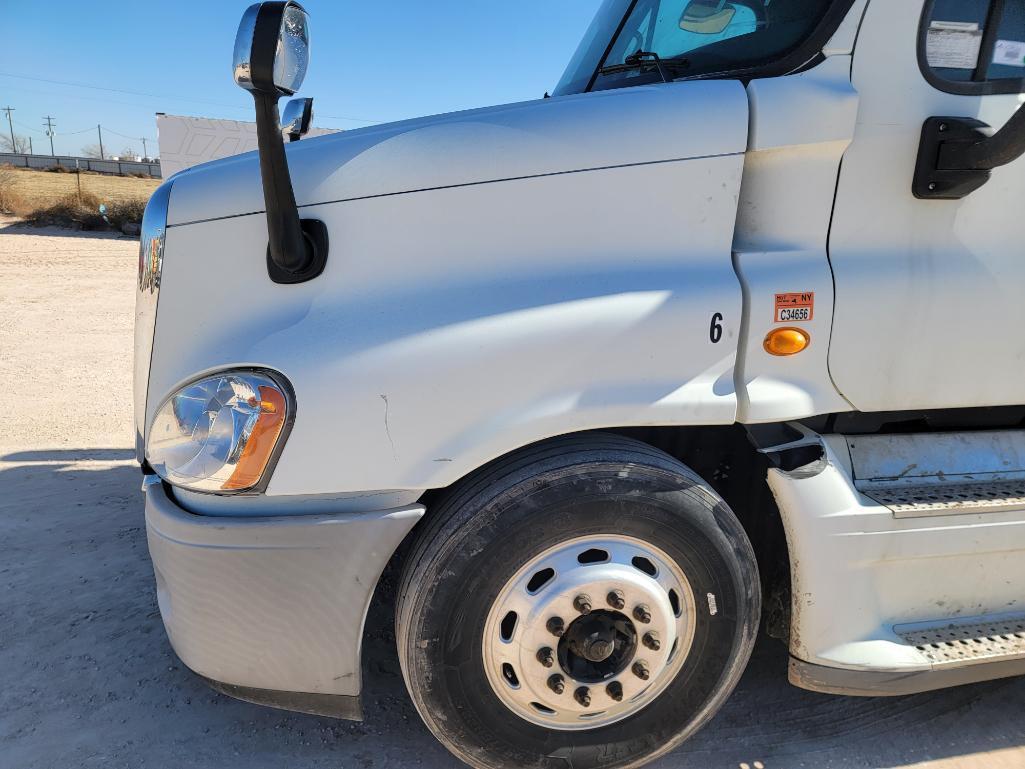 2009 Freightliner Cascadia 125 Truck