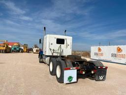 2004 Kenworth T800 Truck