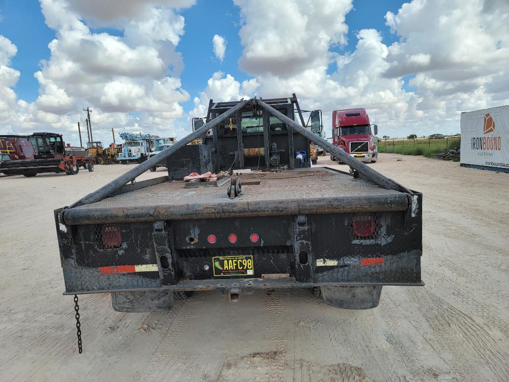 2002 Chevrolet C6500 Roustabout Truck