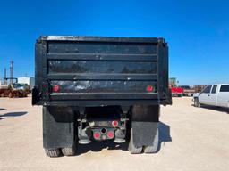 2001 Freightliner FLD120 Truck