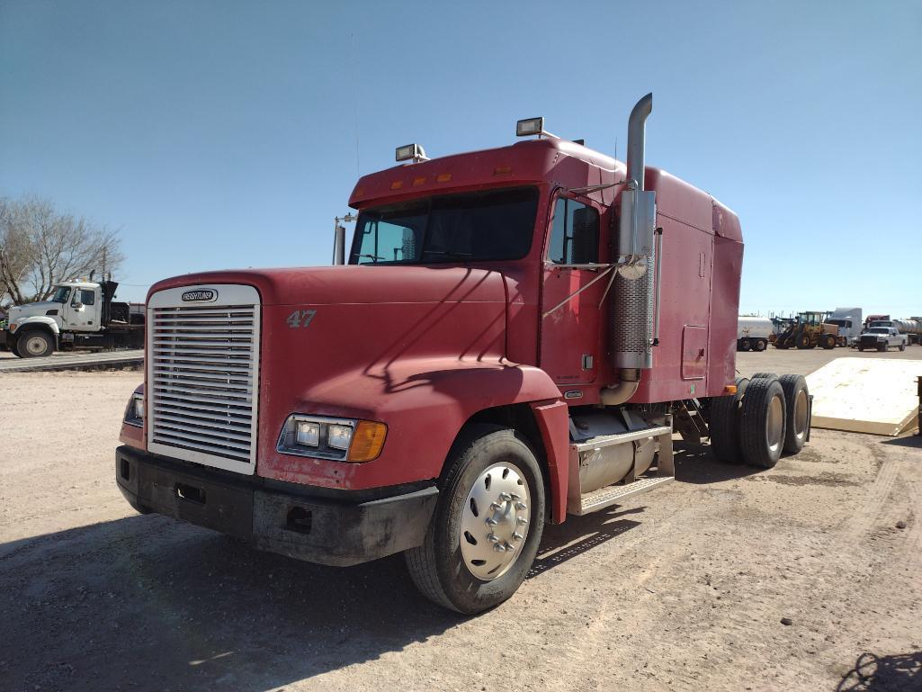 1997 Freightliner FLD120 Truck