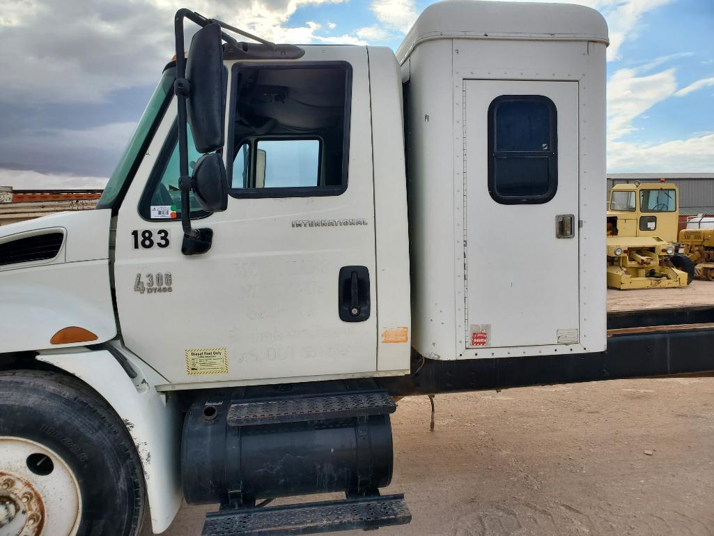 2004 International 4300 Cab Chassis Truck