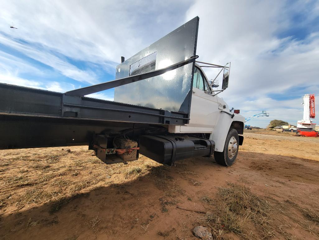 1989 Ford F700 Diesel, 20 + Tail Flatbed Truck