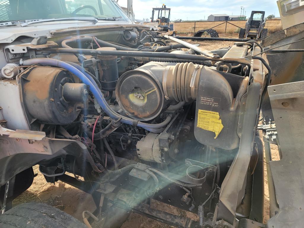 1989 Ford F700 Diesel, 20 + Tail Flatbed Truck