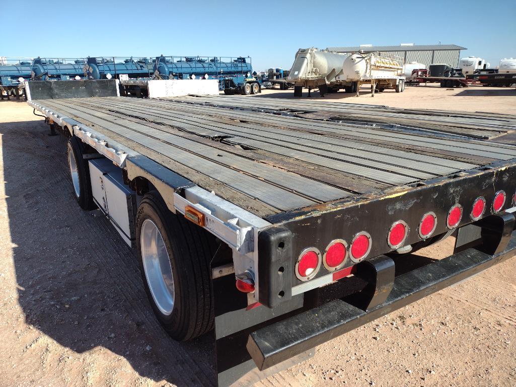 2006 Transcraft Step Deck Trailer.