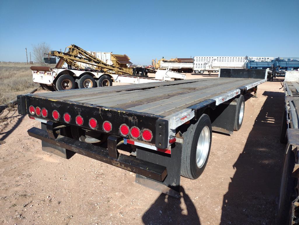 2006 Transcraft Step Deck Trailer.