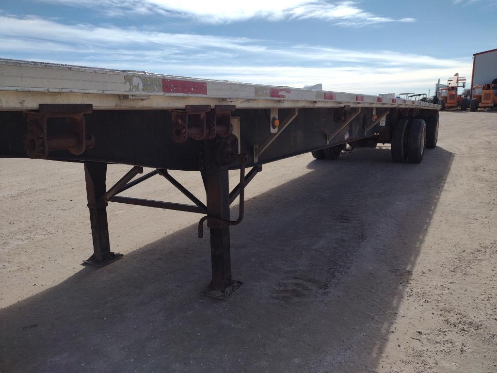 2000 Utility Trailer MFG Flatbed Trailer