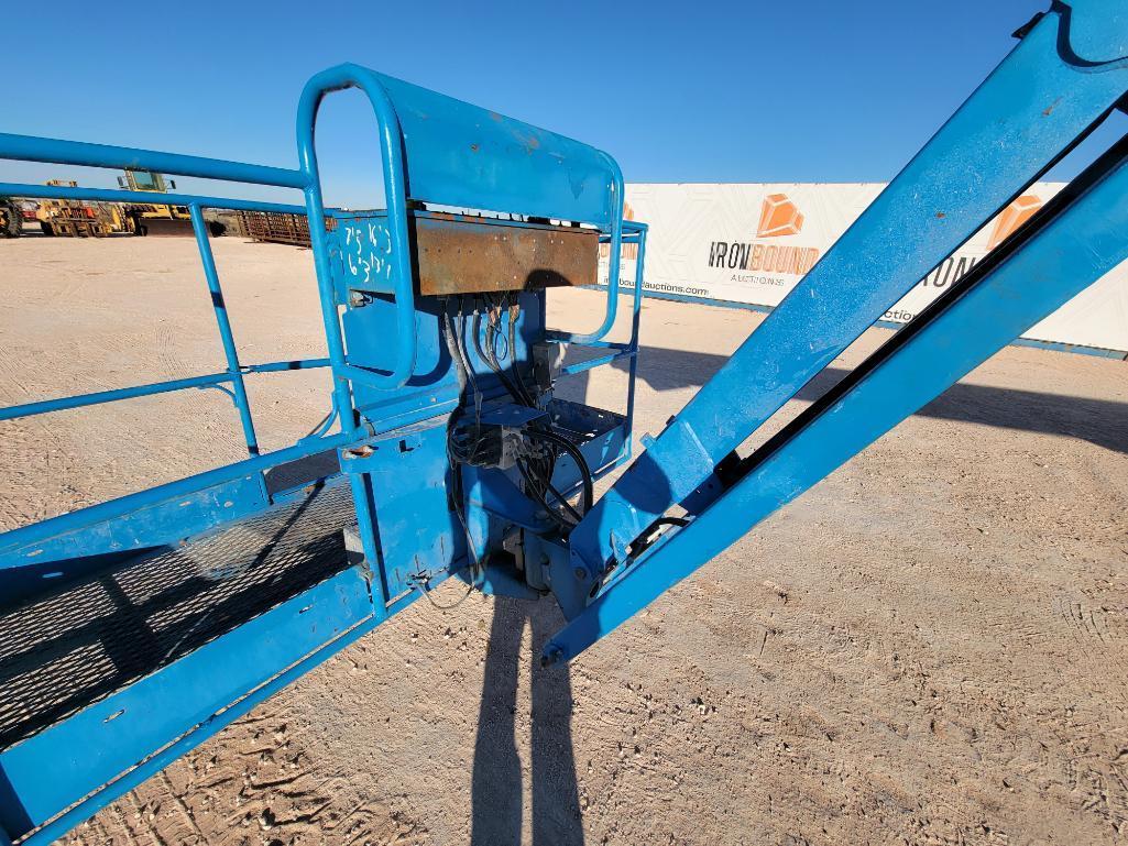 2013 Genie S-85 Manlift