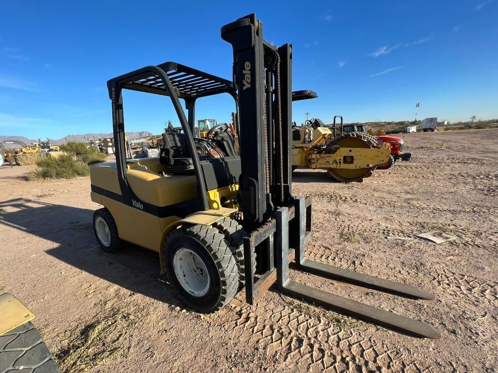 Yale GDP110VXN Forklift