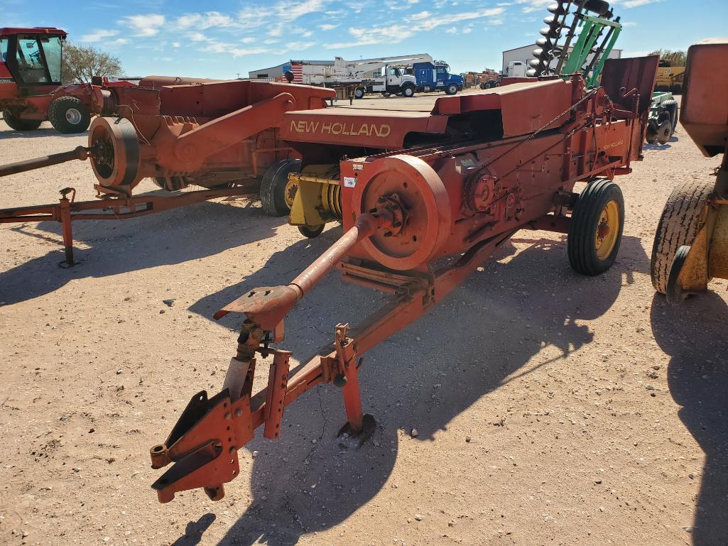 New Holland 275 Square bale Baler