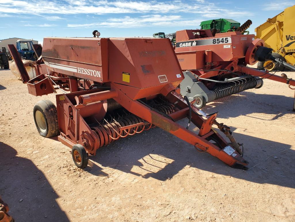 Hesston 4600 Inline Square Baler