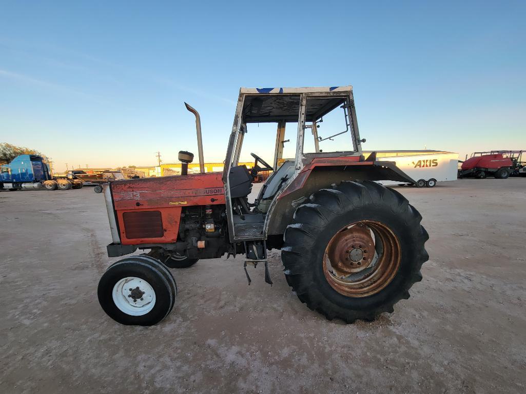 Massey Ferguson 383 Tractor