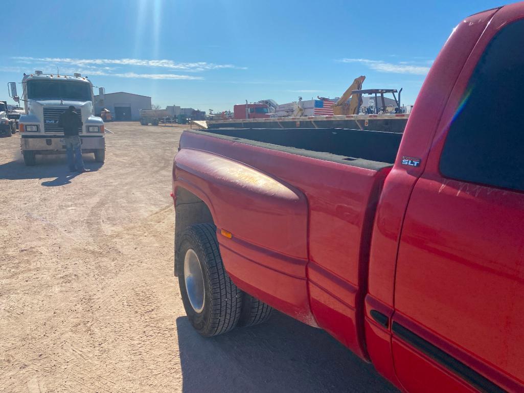 2000 Dodge Ram Dually Pickup Truck