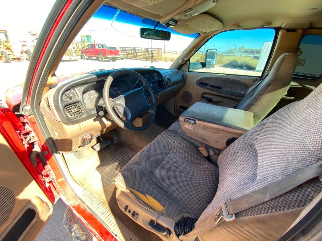 2000 Dodge Ram Dually Pickup Truck