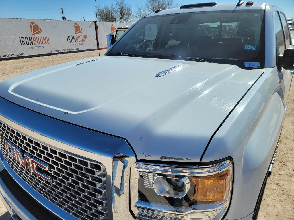 2015 GMC Sierra Pickup Truck