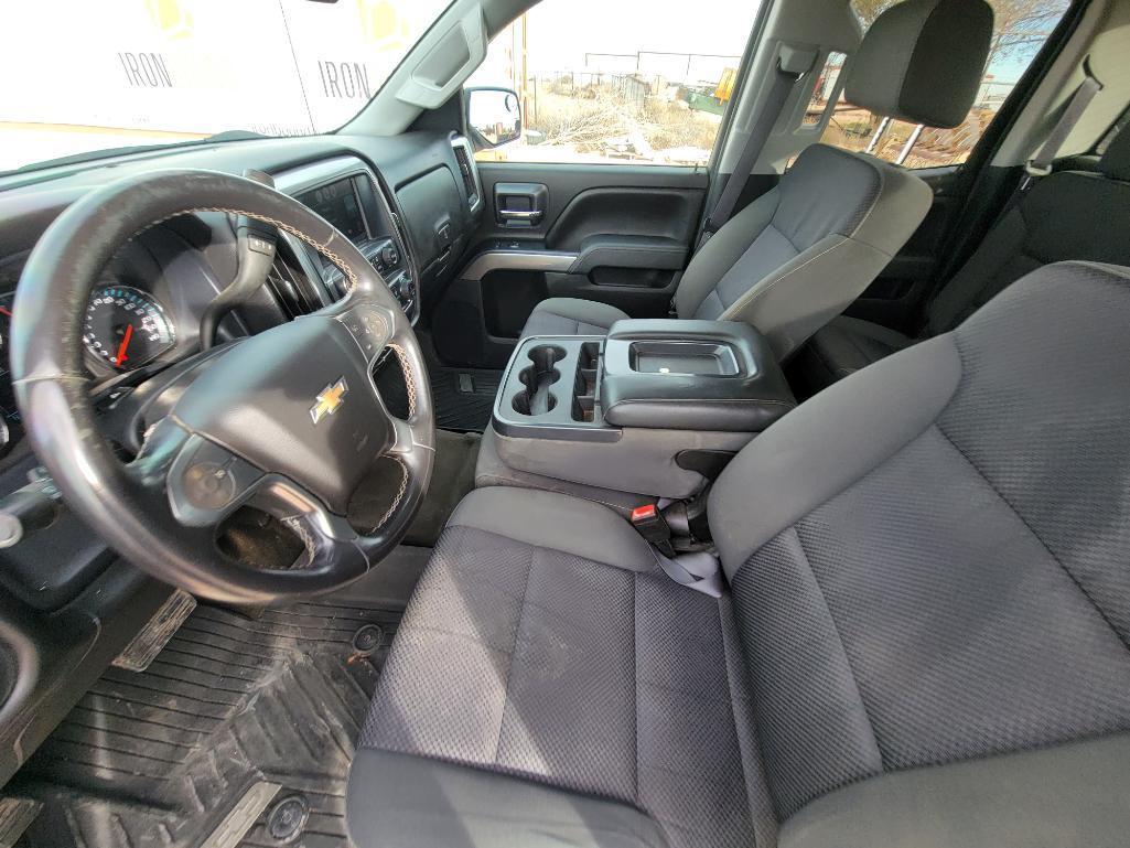 2015 Chevrolet Silverado Pickup Truck