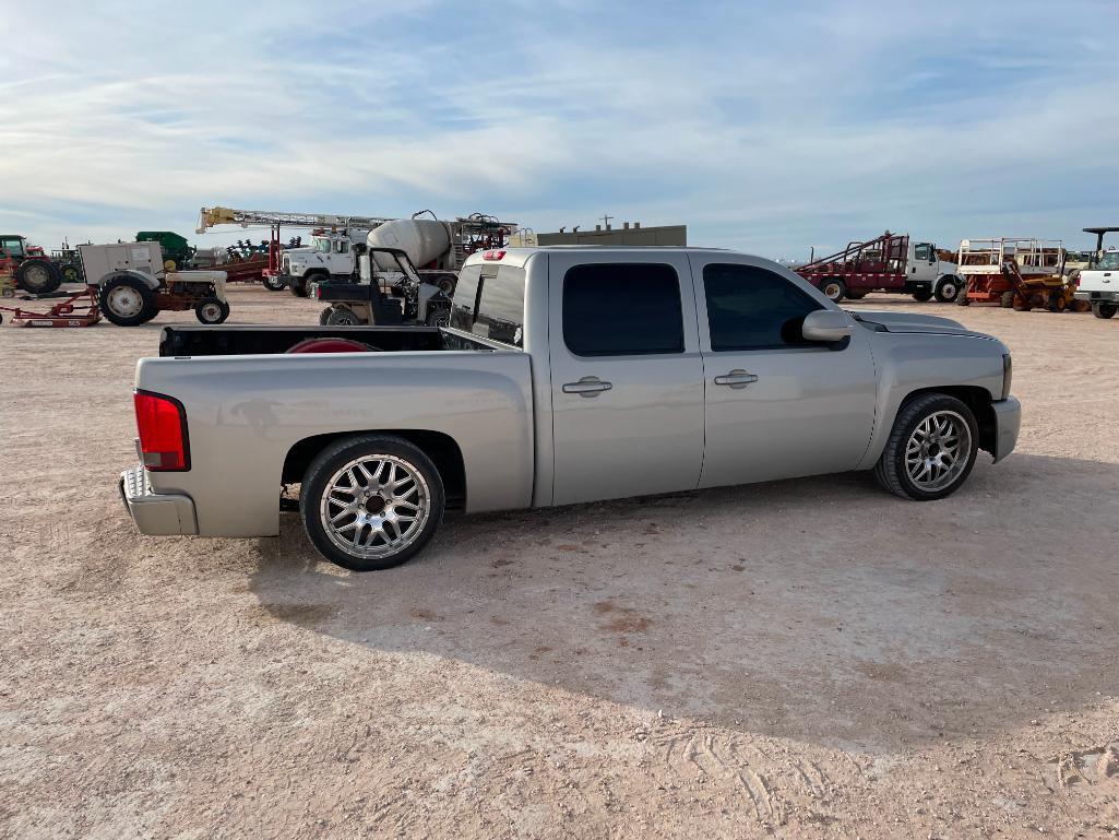 2007 Chevrolet Silverado Pickup Truck