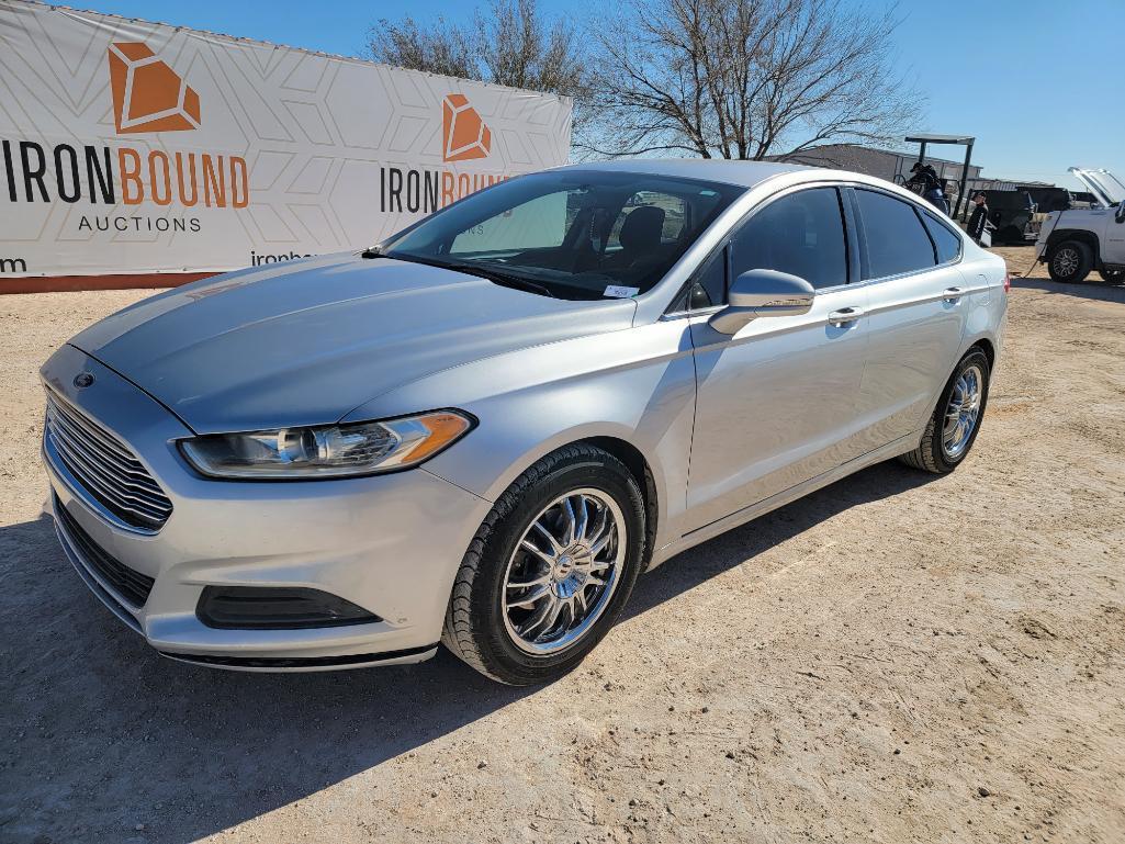 2013 Ford Fusion Passenger Car