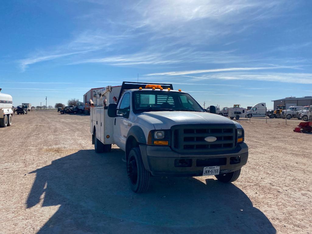 2005 Ford F-450 Service Truck