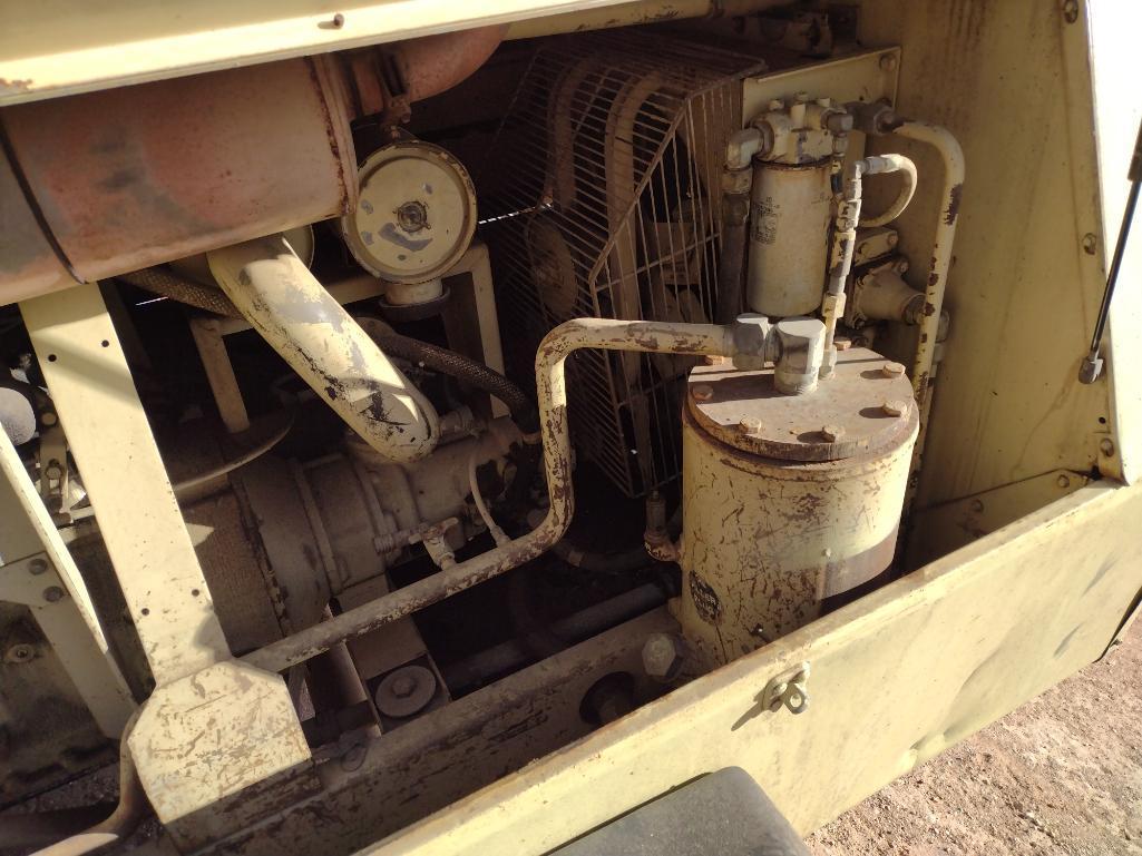Ingersoll Rand 185 Air Compressor ( Runs and Produces)