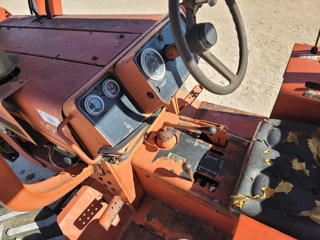 Ditch Witch 5010 Trencher