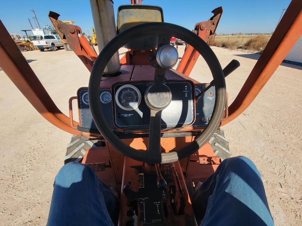 Ditch Witch 5010 Trencher