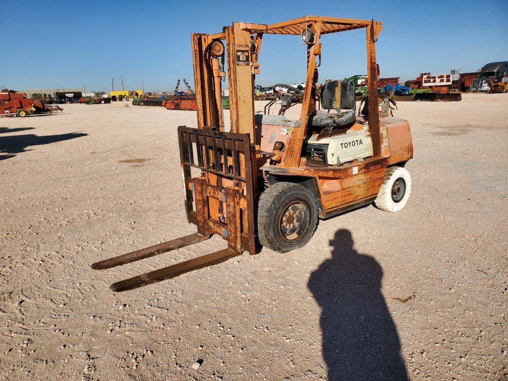 Toyota 30 Forklift