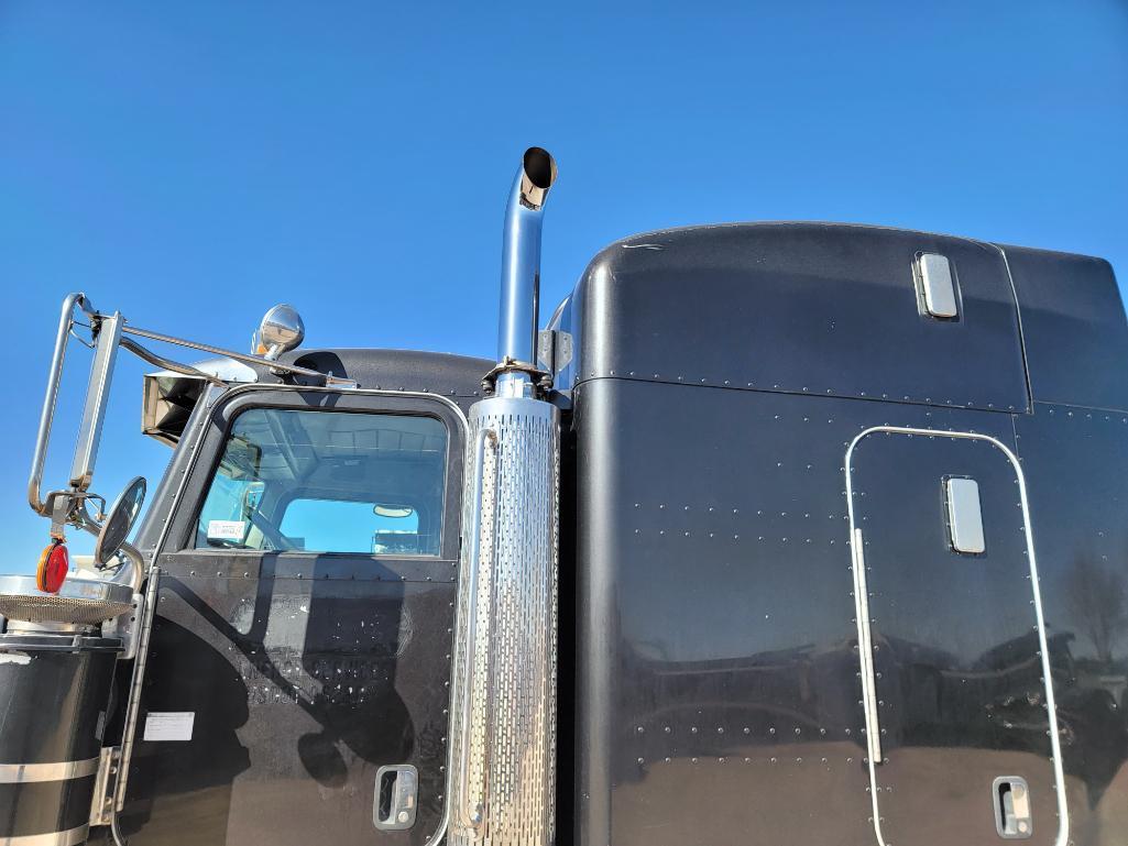 2005 Peterbilt 379 Truck Tractor