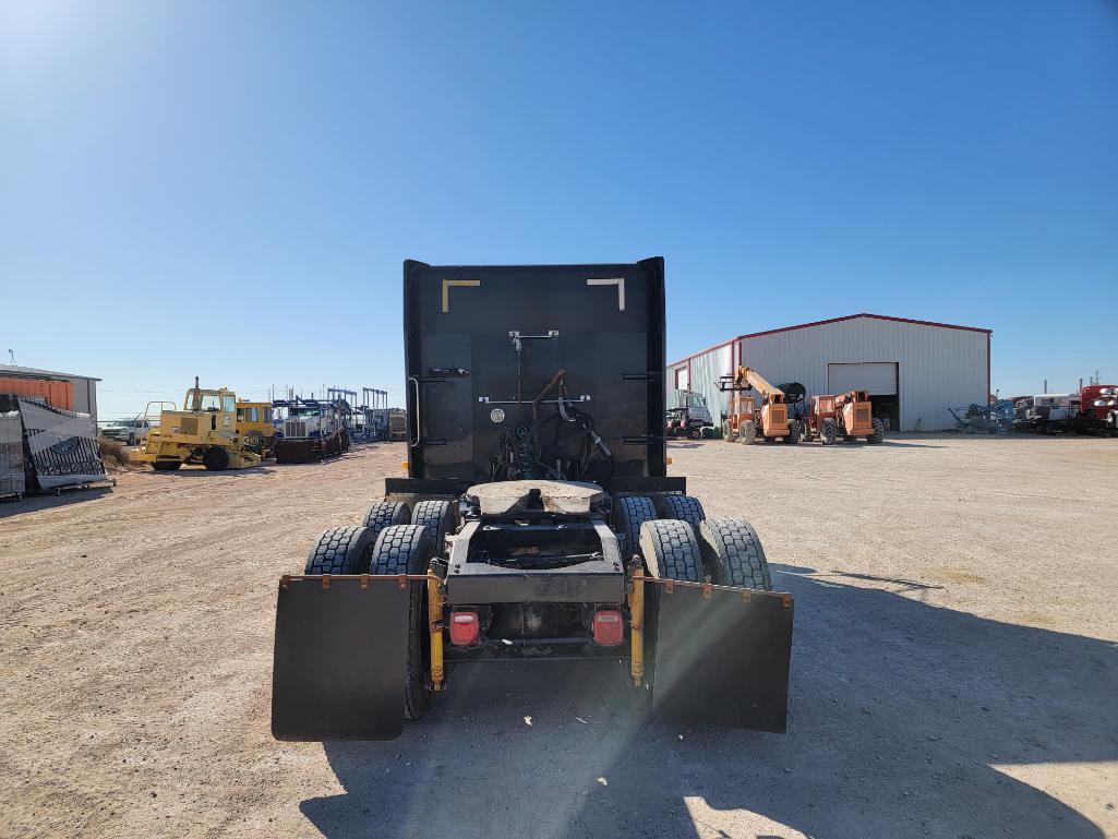 2005 Peterbilt 379 Truck Tractor