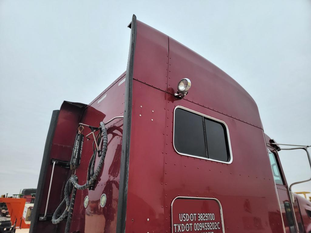 2012 Peterbilt 386 Truck Tractor