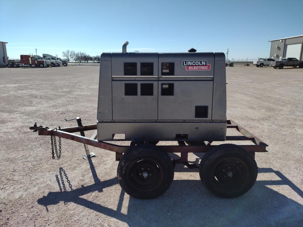 Lincoln Commander 400 Welder on Trailer