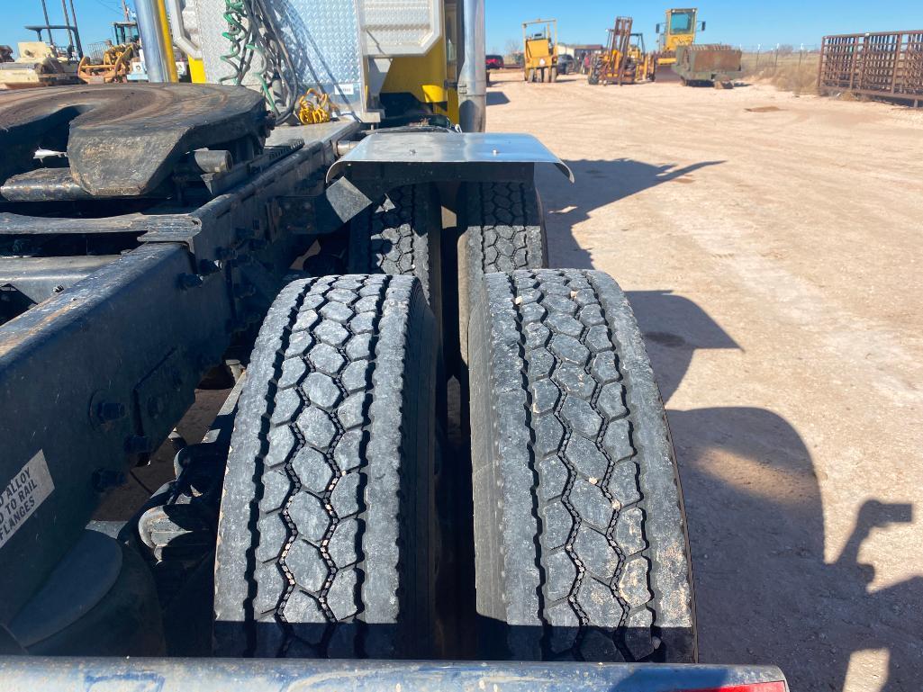 1998 Peterbilt 379 Truck Tractor