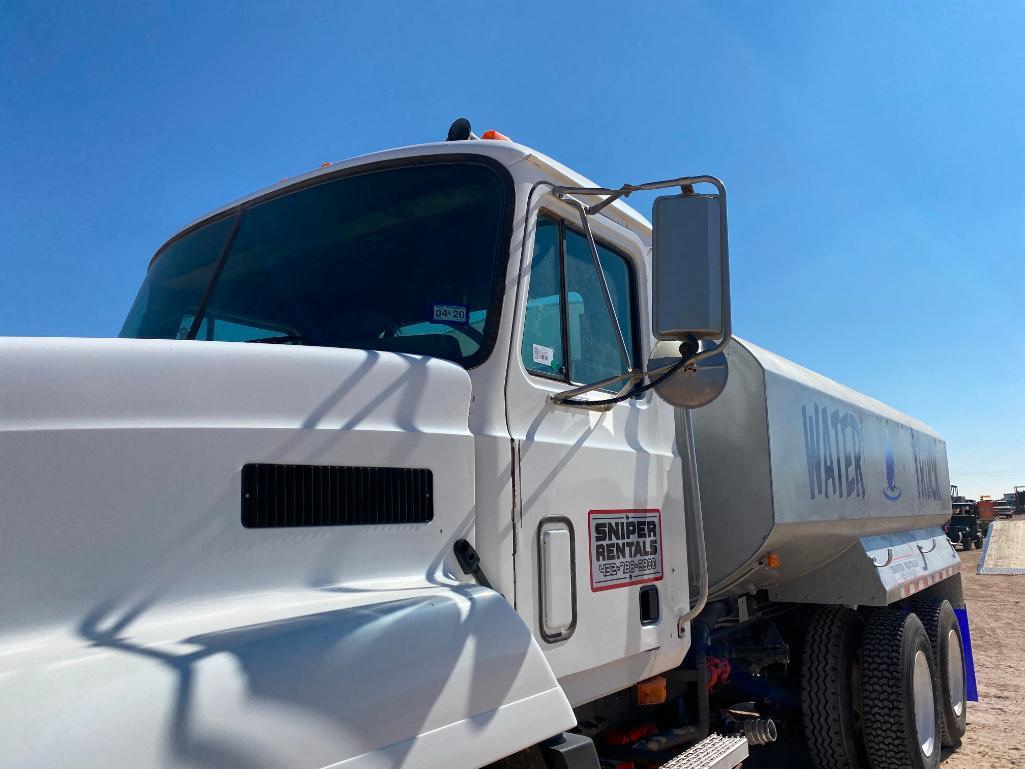 1999 Mack CH612 Water Truck