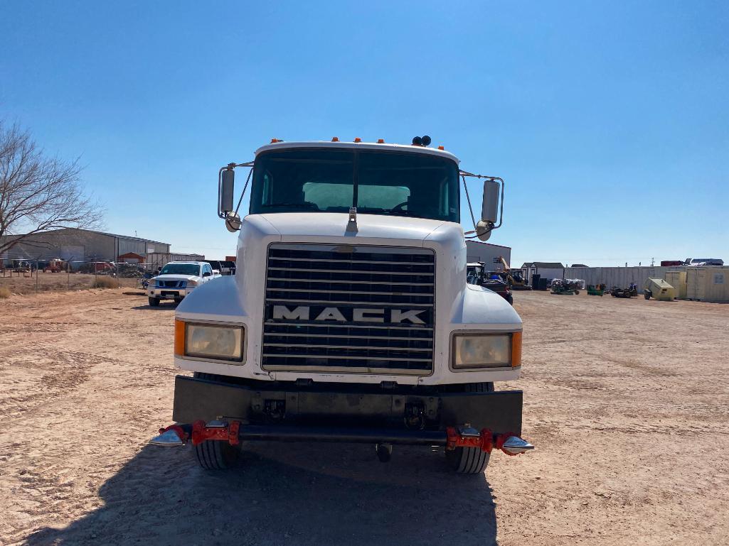 1999 Mack CH612 Water Truck